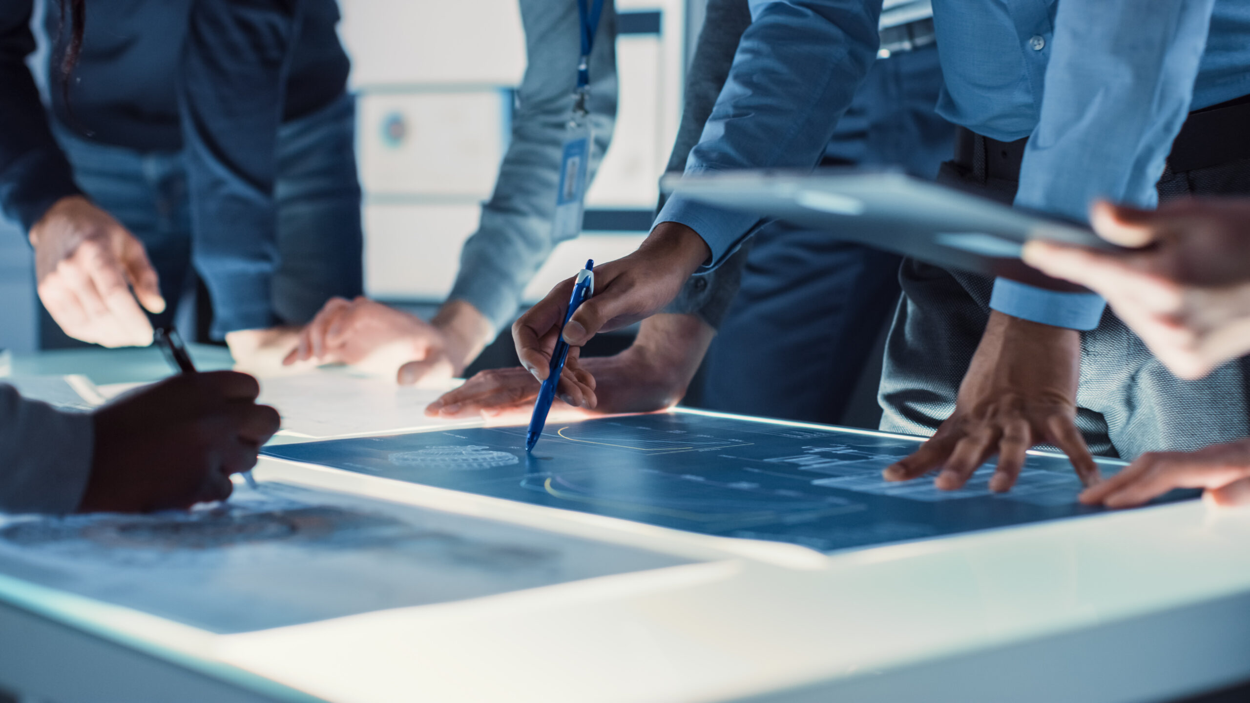How Artificial Intelligence Is Transforming the Tech Industry: Applications, Benefits & Future Trends